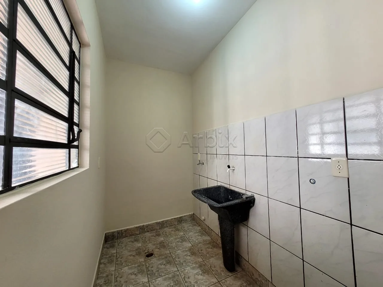 Alugar Apartamento / Kitnet em Americana R$ 850,00 - Foto 2