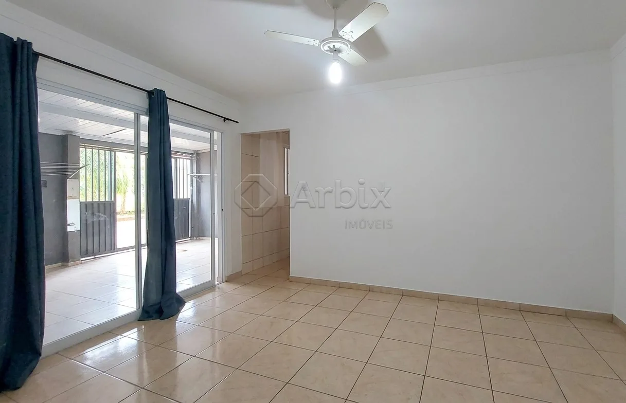 Alugar Casa / Residencial em Americana R$ 2.000,00 - Foto 1