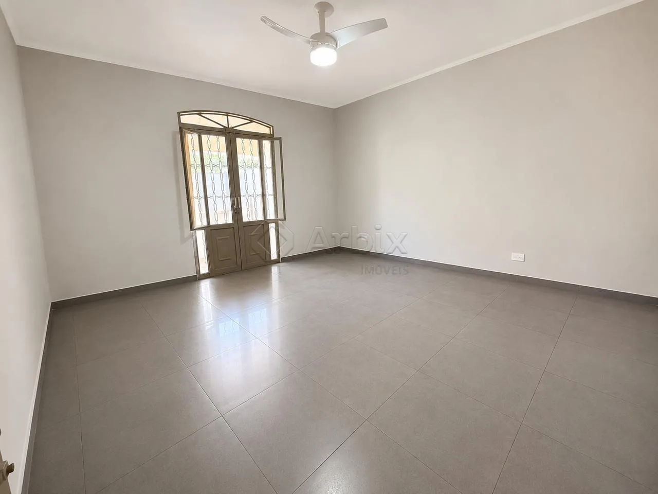 Comprar Casa / Residencial em Santa B&aacute;rbara D`Oeste R$ 850.000,00 - Foto 1