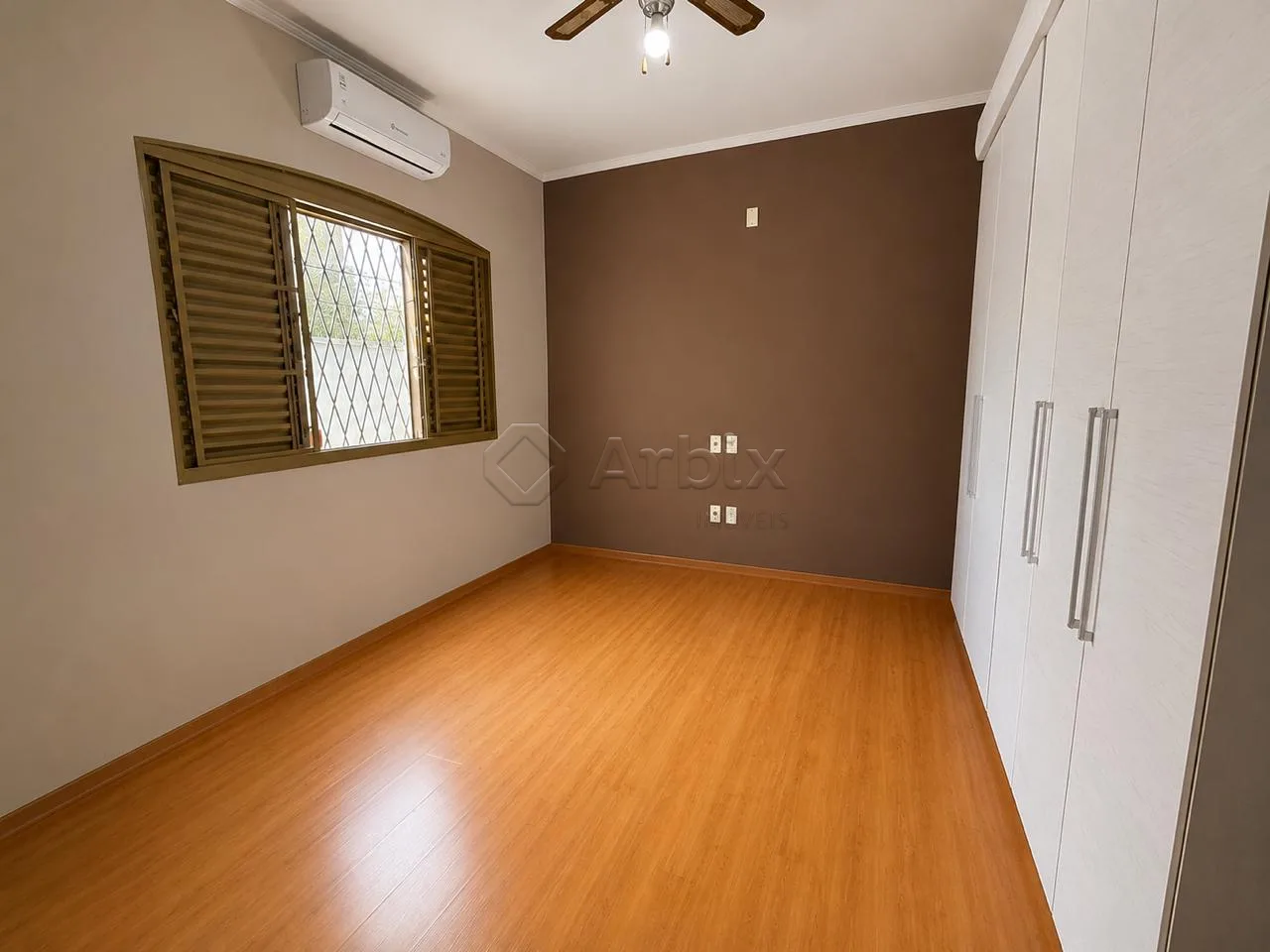 Comprar Casa / Residencial em Santa B&aacute;rbara D`Oeste R$ 850.000,00 - Foto 8