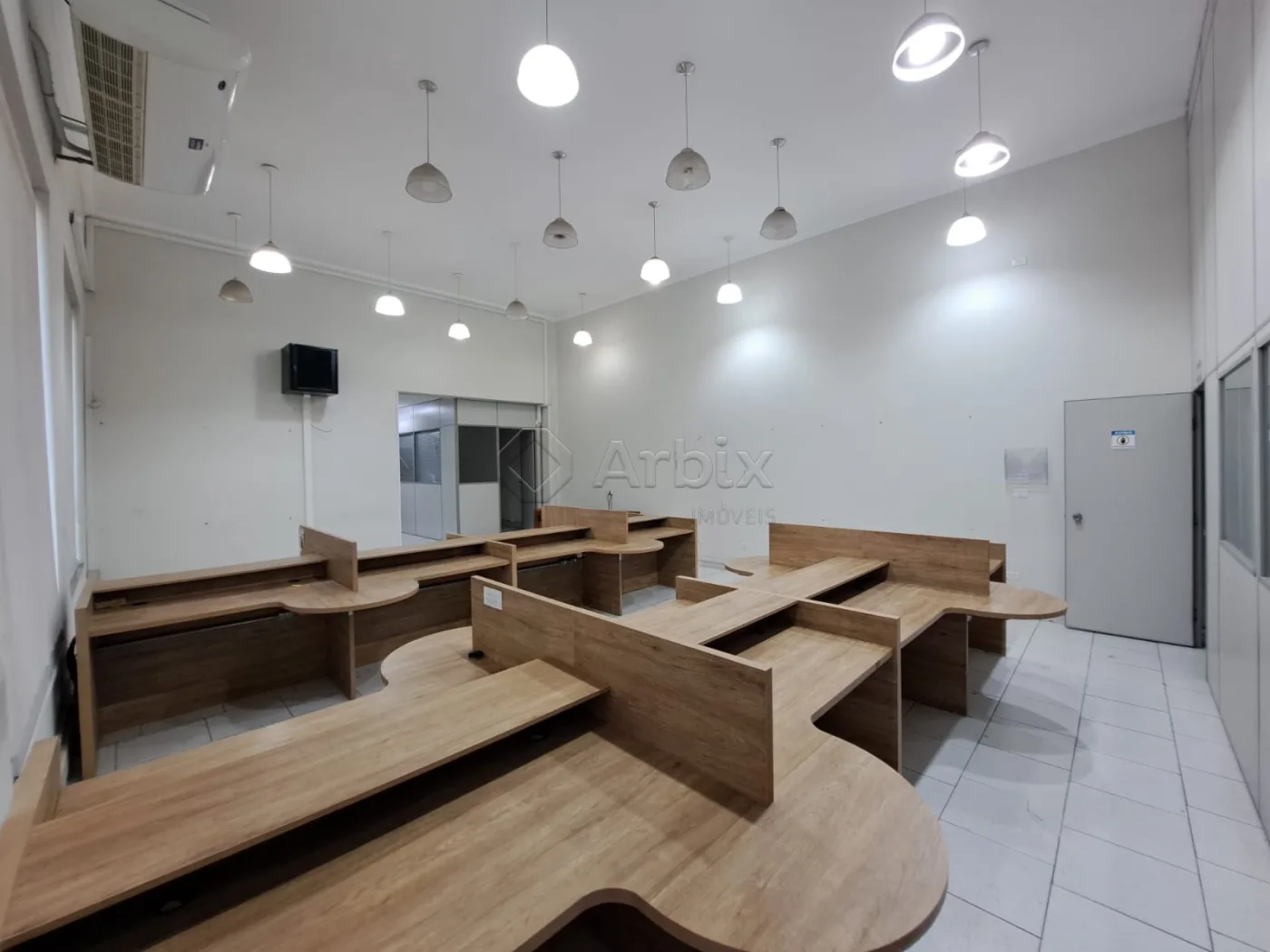 Alugar Comercial / Sal&atilde;o Comercial em Americana R$ 20.000,00 - Foto 12