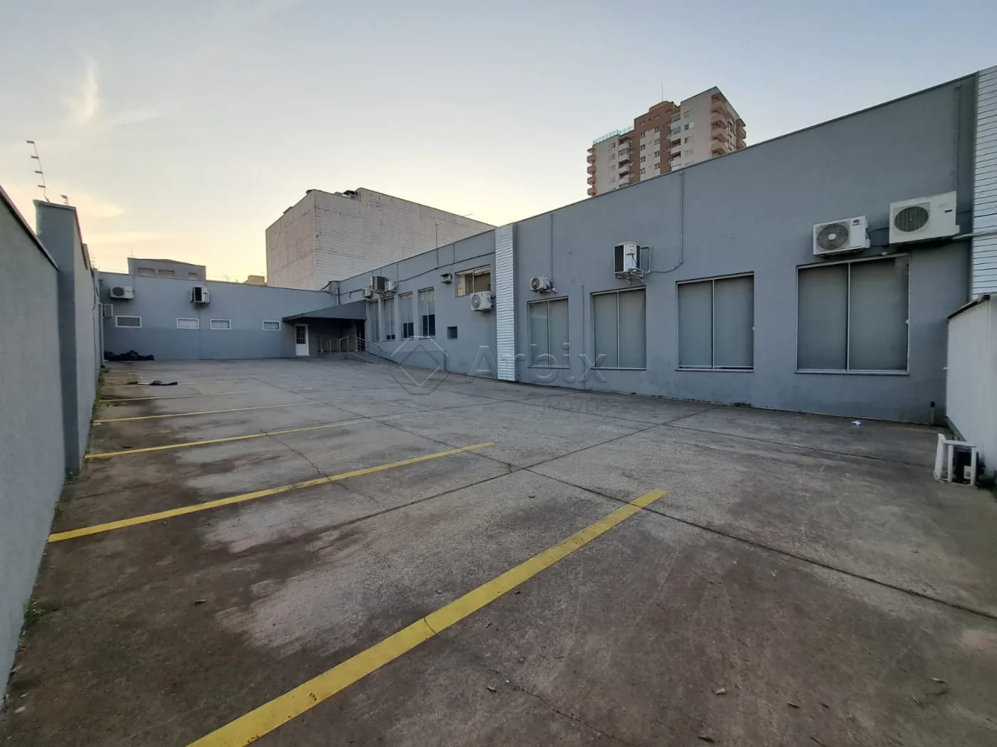 Alugar Comercial / Sal&atilde;o Comercial em Americana R$ 20.000,00 - Foto 1