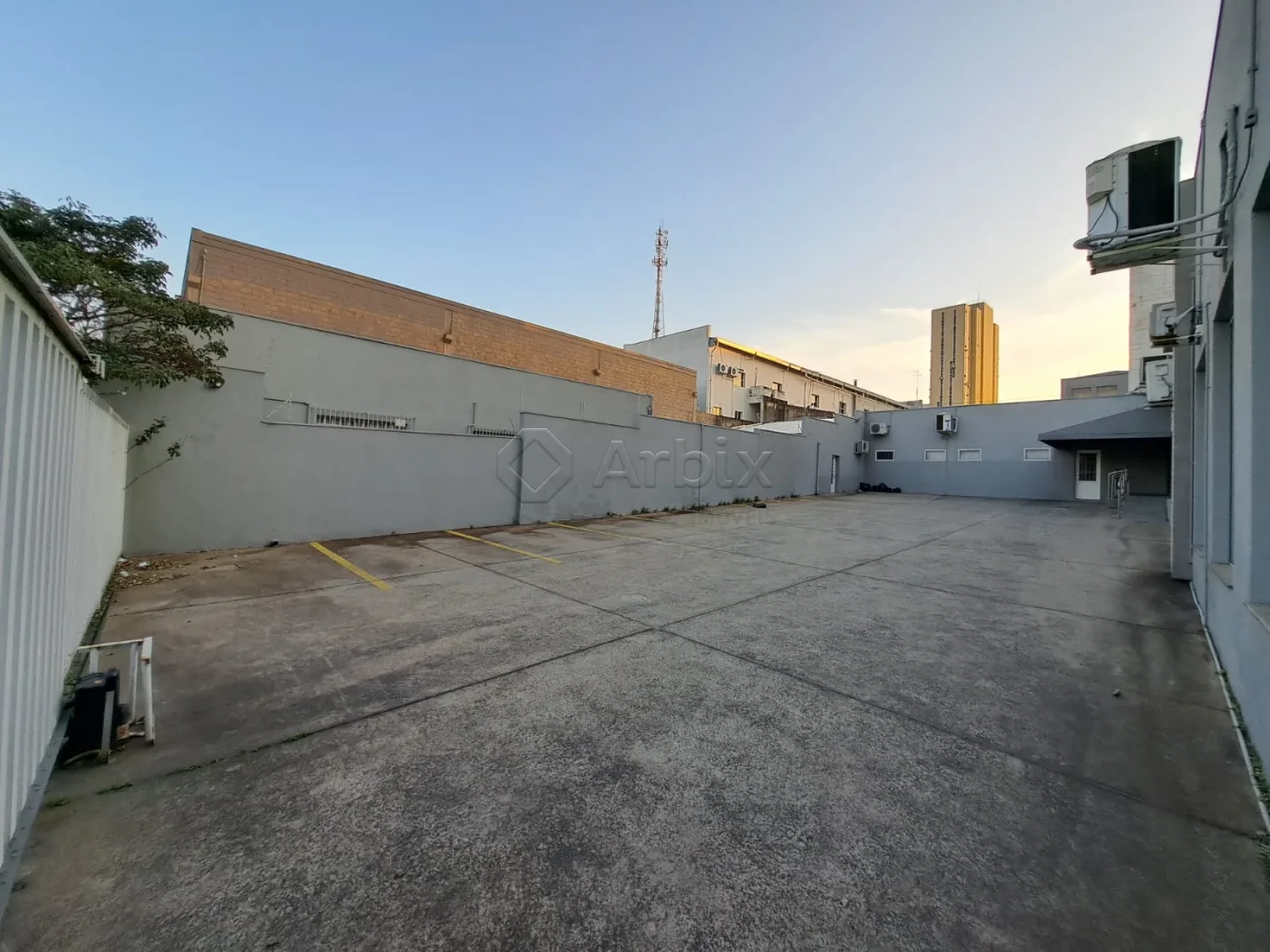 Alugar Comercial / Sal&atilde;o Comercial em Americana R$ 20.000,00 - Foto 27