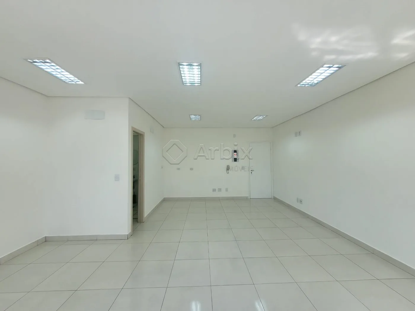 Alugar Comercial / Sala Comercial em Condom&iacute;nio em Americana R$ 2.300,00 - Foto 5