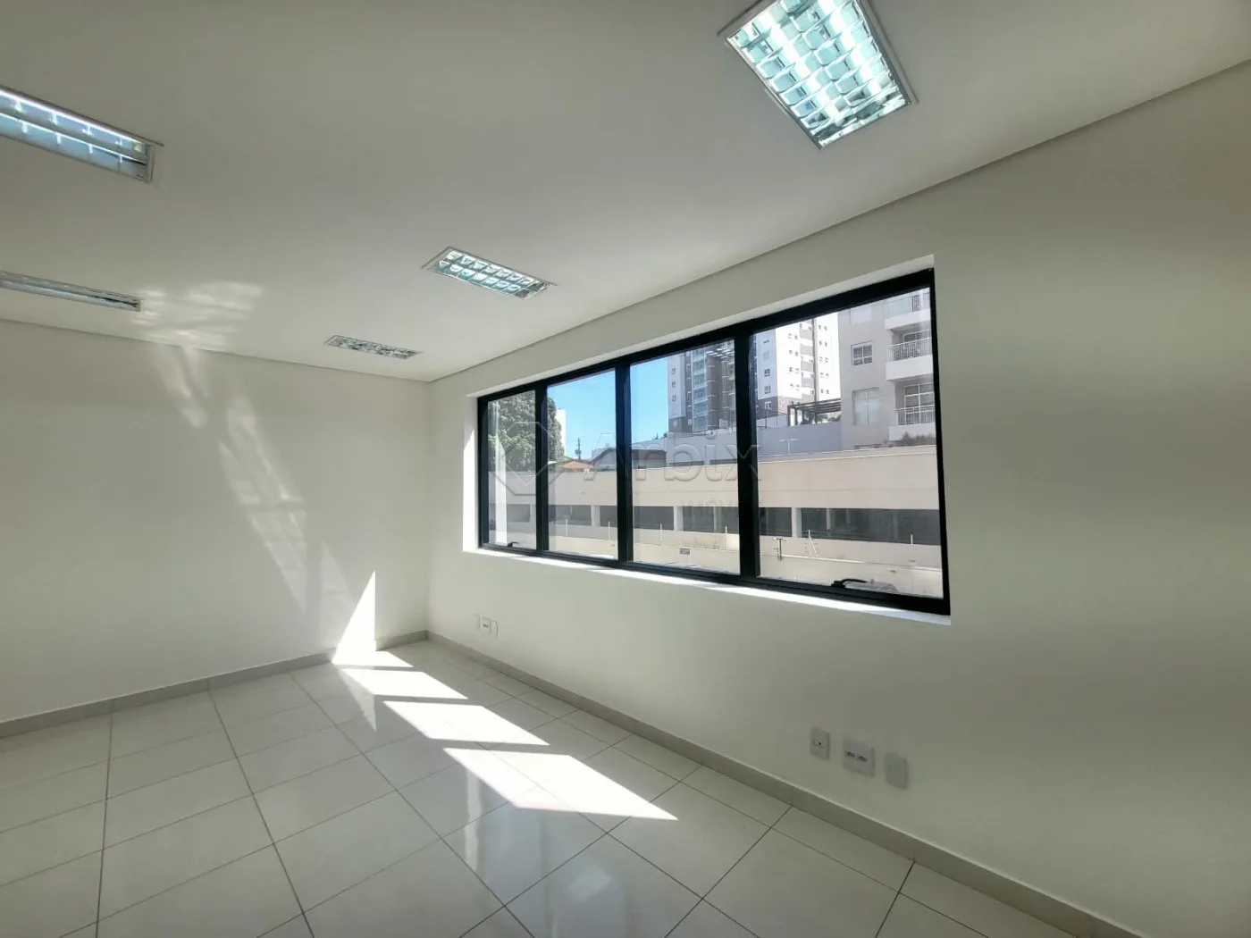 Alugar Comercial / Sala Comercial em Condom&iacute;nio em Americana R$ 2.300,00 - Foto 5