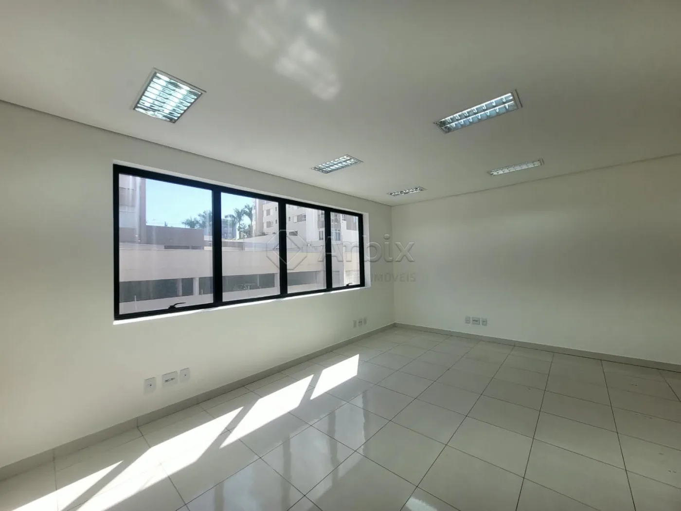 Alugar Comercial / Sala Comercial em Condom&iacute;nio em Americana R$ 2.300,00 - Foto 6