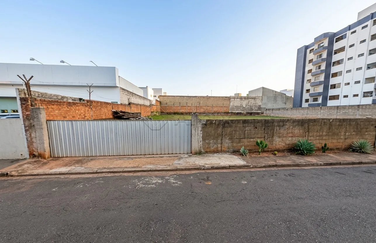 Alugar Terreno / Misto em Americana R$ 4.900,00 - Foto 1