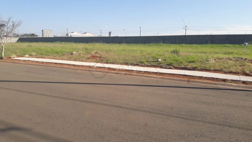 Alugar Terreno / Condom&iacute;nio em Santa B&aacute;rbara D`Oeste R$ 1.900,00 - Foto 1