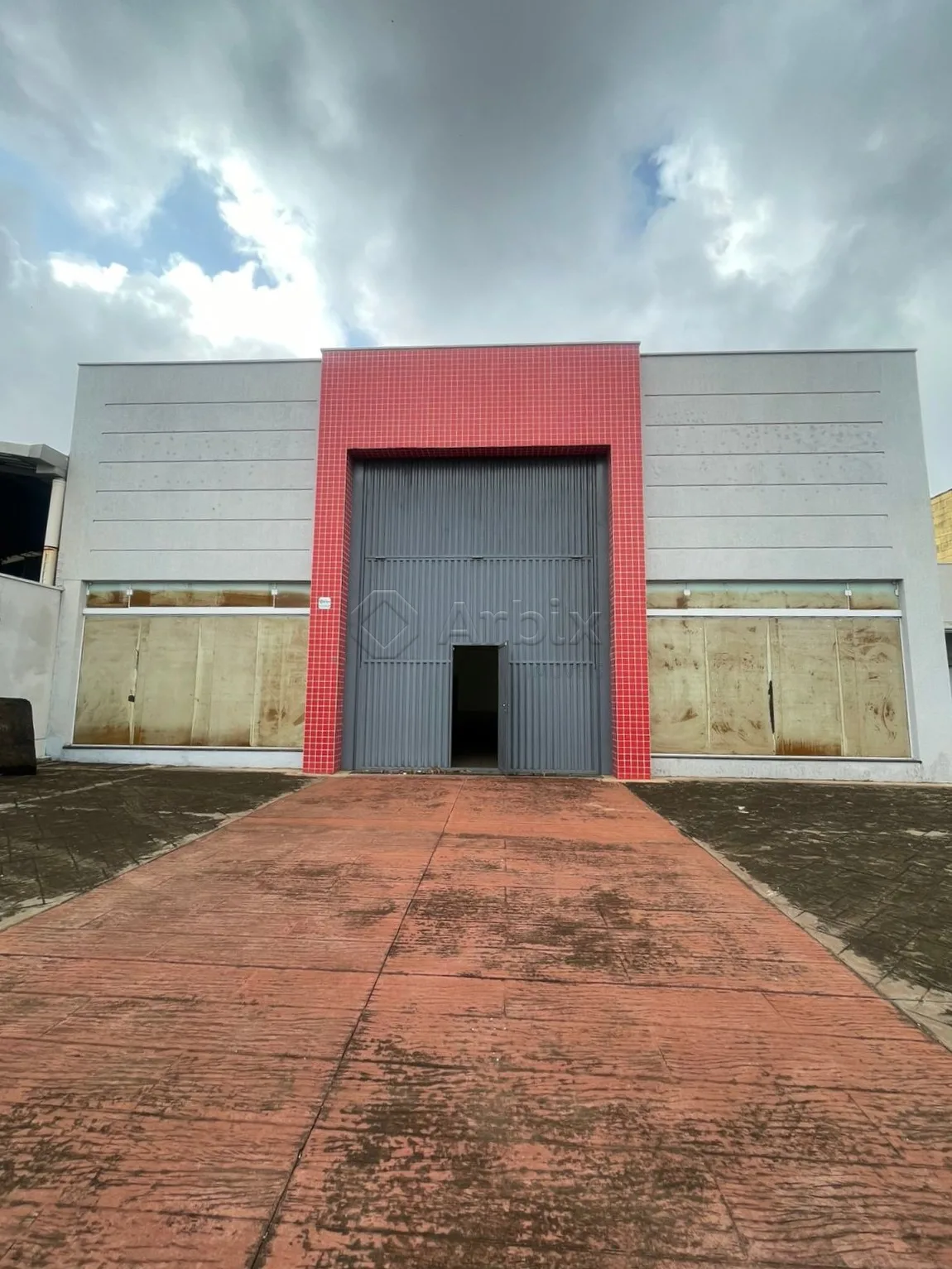 Alugar Comercial / Sal&atilde;o Industrial em Santa B&aacute;rbara D`Oeste R$ 17.000,00 - Foto 1