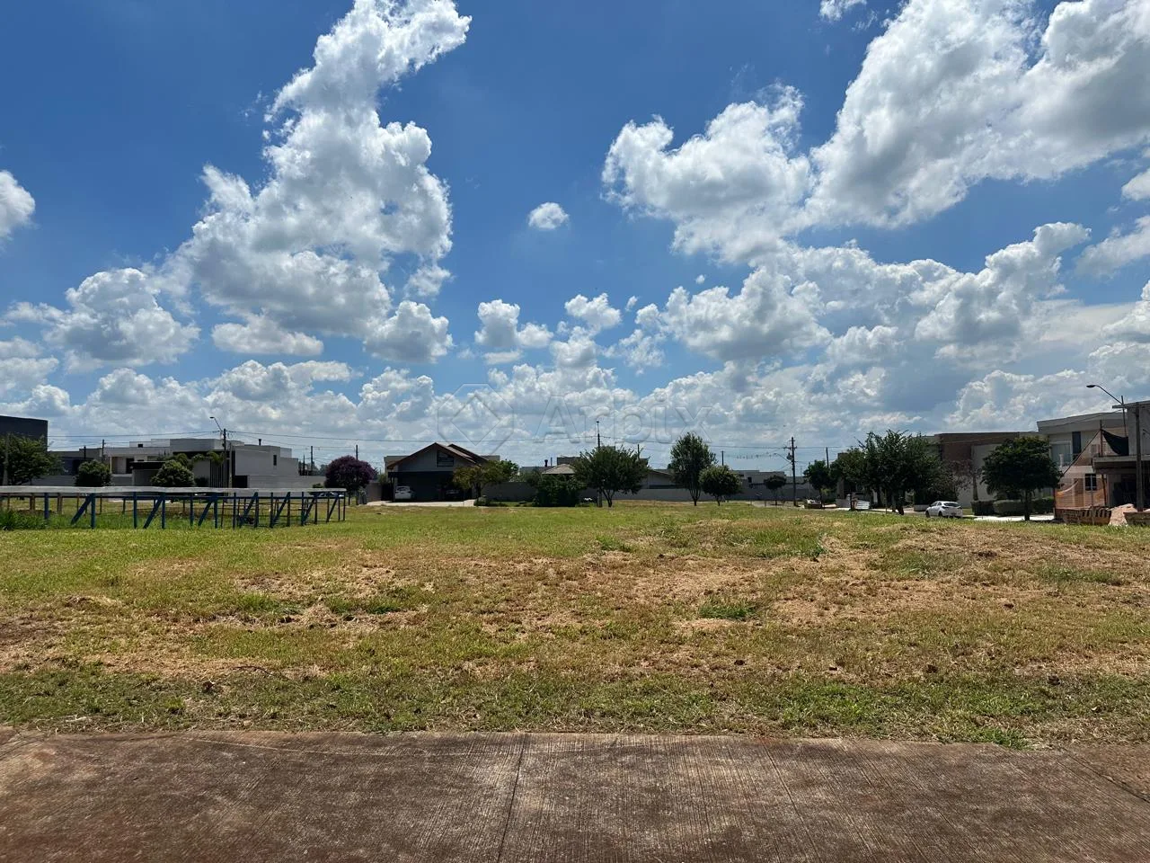 Comprar Terreno / Condom&iacute;nio em Santa B&aacute;rbara D`Oeste R$ 695.000,00 - Foto 2