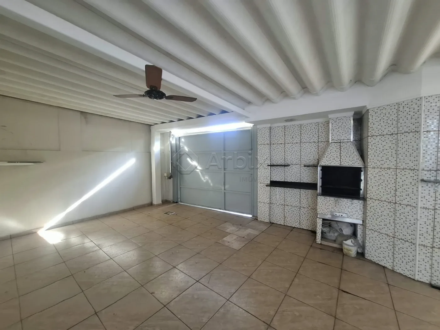Alugar Casa / Residencial em Santa B&aacute;rbara D`Oeste R$ 1.500,00 - Foto 2