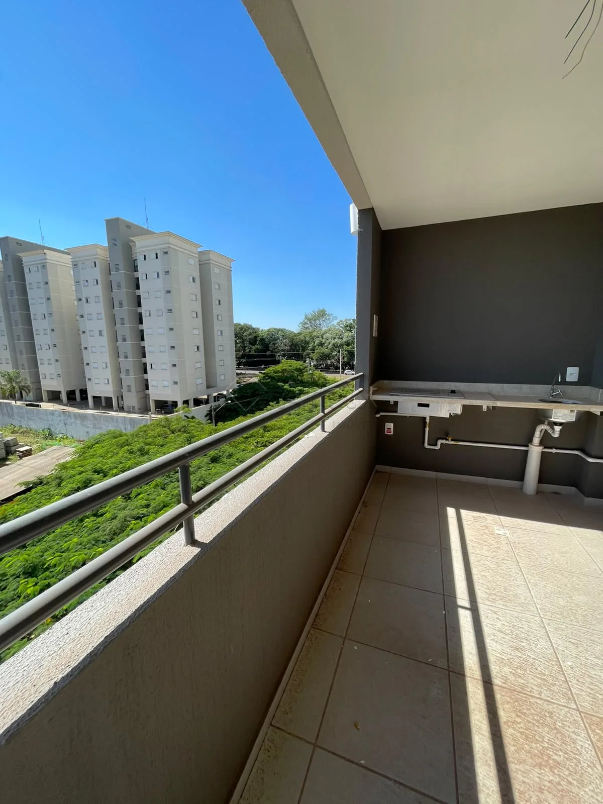 Comprar Apartamento / Residencial em Santa B&aacute;rbara D`Oeste R$ 450.000,00 - Foto 4