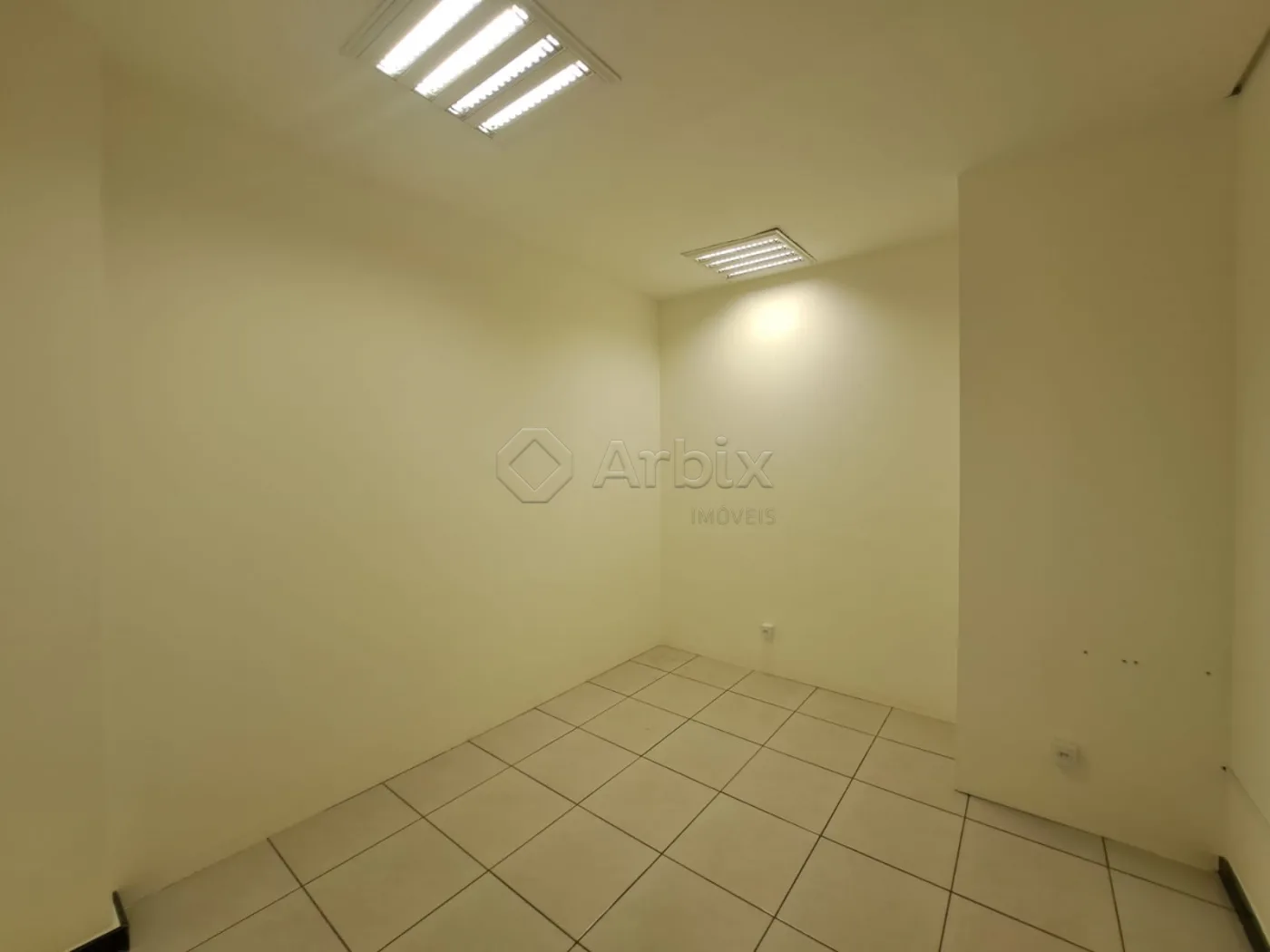 Alugar Comercial / Sala Comercial em Americana R$ 1.900,00 - Foto 4