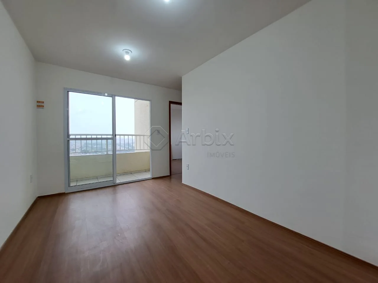 Alugar Apartamento / Residencial em Santa B&aacute;rbara D`Oeste R$ 1.500,00 - Foto 1