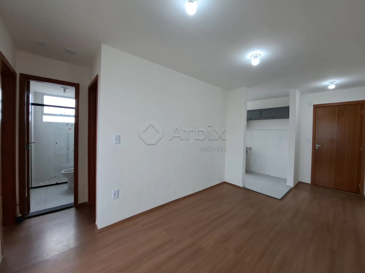 Alugar Apartamento / Residencial em Santa B&aacute;rbara D`Oeste R$ 1.500,00 - Foto 2