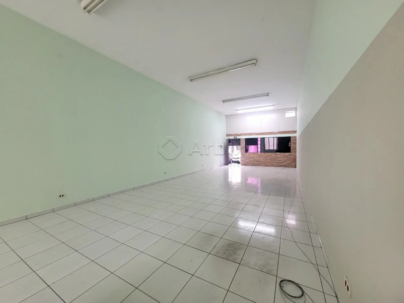 Alugar Comercial / Sal&atilde;o Comercial em Americana R$ 3.300,00 - Foto 2