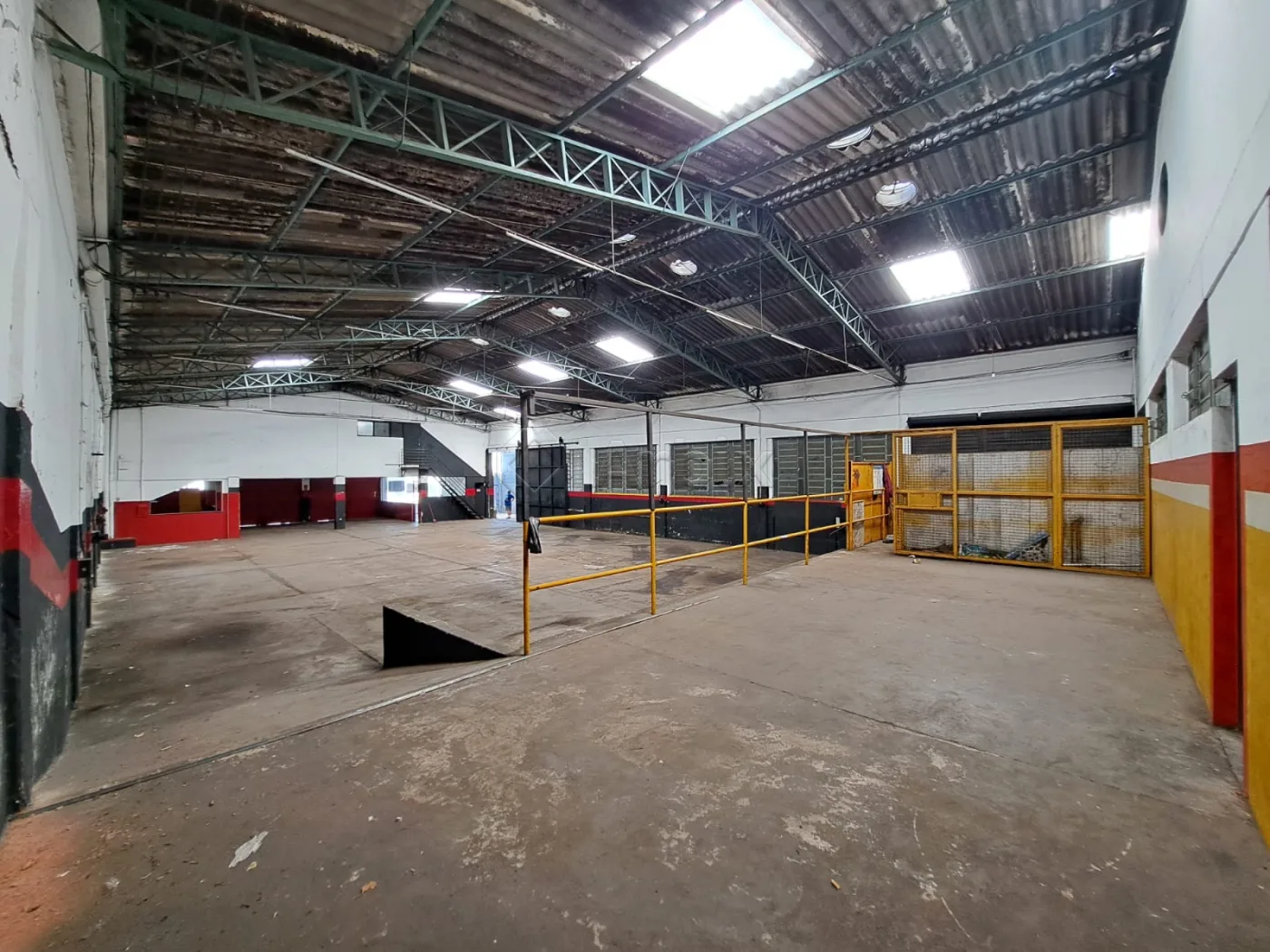 Alugar Comercial / Sal&atilde;o Comercial em Santa B&aacute;rbara D`Oeste R$ 13.500,00 - Foto 32