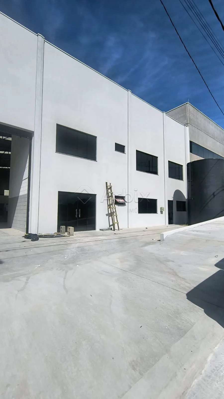 Alugar Comercial / Sal&atilde;o Industrial em Condom&iacute;nio em Santa B&aacute;rbara D`Oeste R$ 18.000,00 - Foto 2