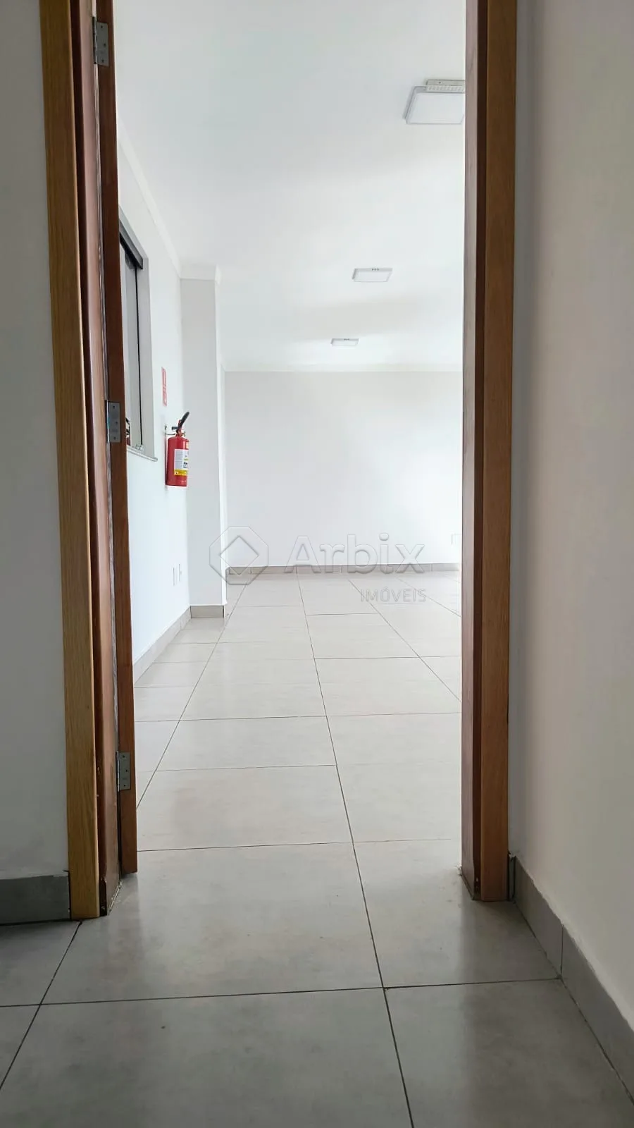 Alugar Comercial / Sal&atilde;o Industrial em Condom&iacute;nio em Santa B&aacute;rbara D`Oeste R$ 18.000,00 - Foto 17