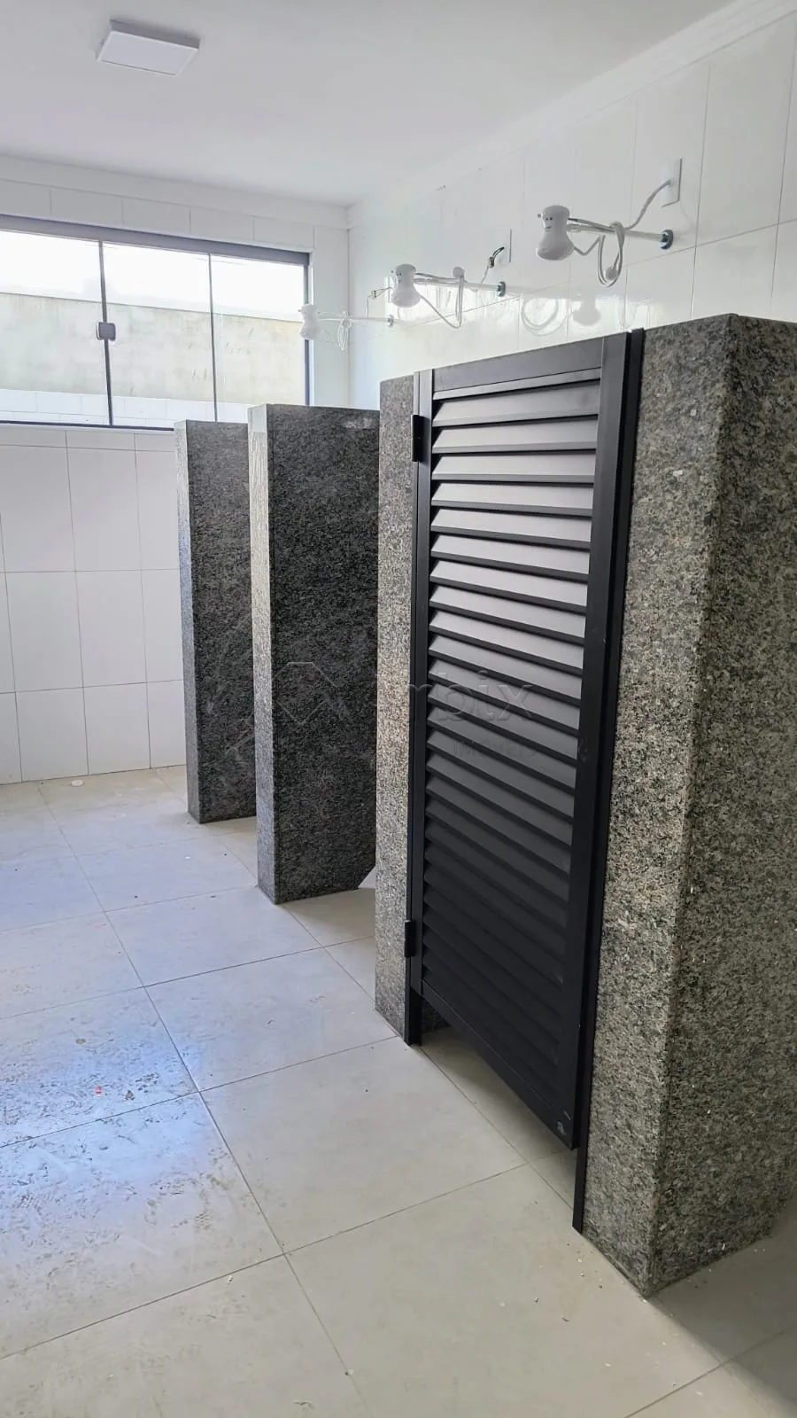 Alugar Comercial / Sal&atilde;o Industrial em Condom&iacute;nio em Santa B&aacute;rbara D`Oeste R$ 18.000,00 - Foto 25