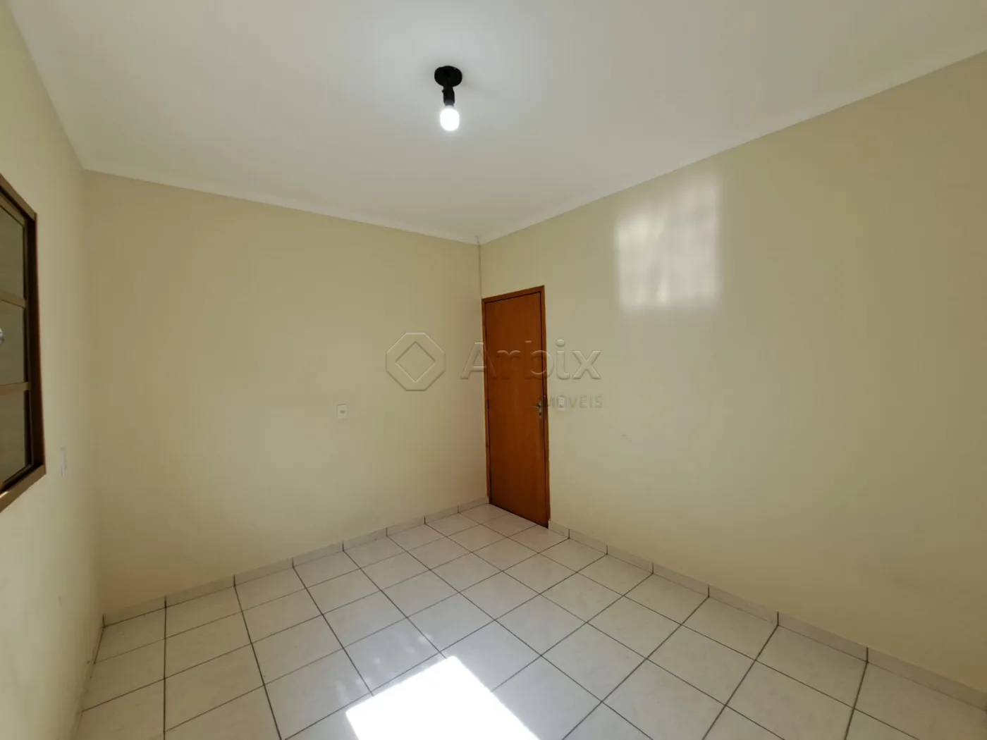 Alugar Casa / Residencial em Americana R$ 1.550,00 - Foto 1