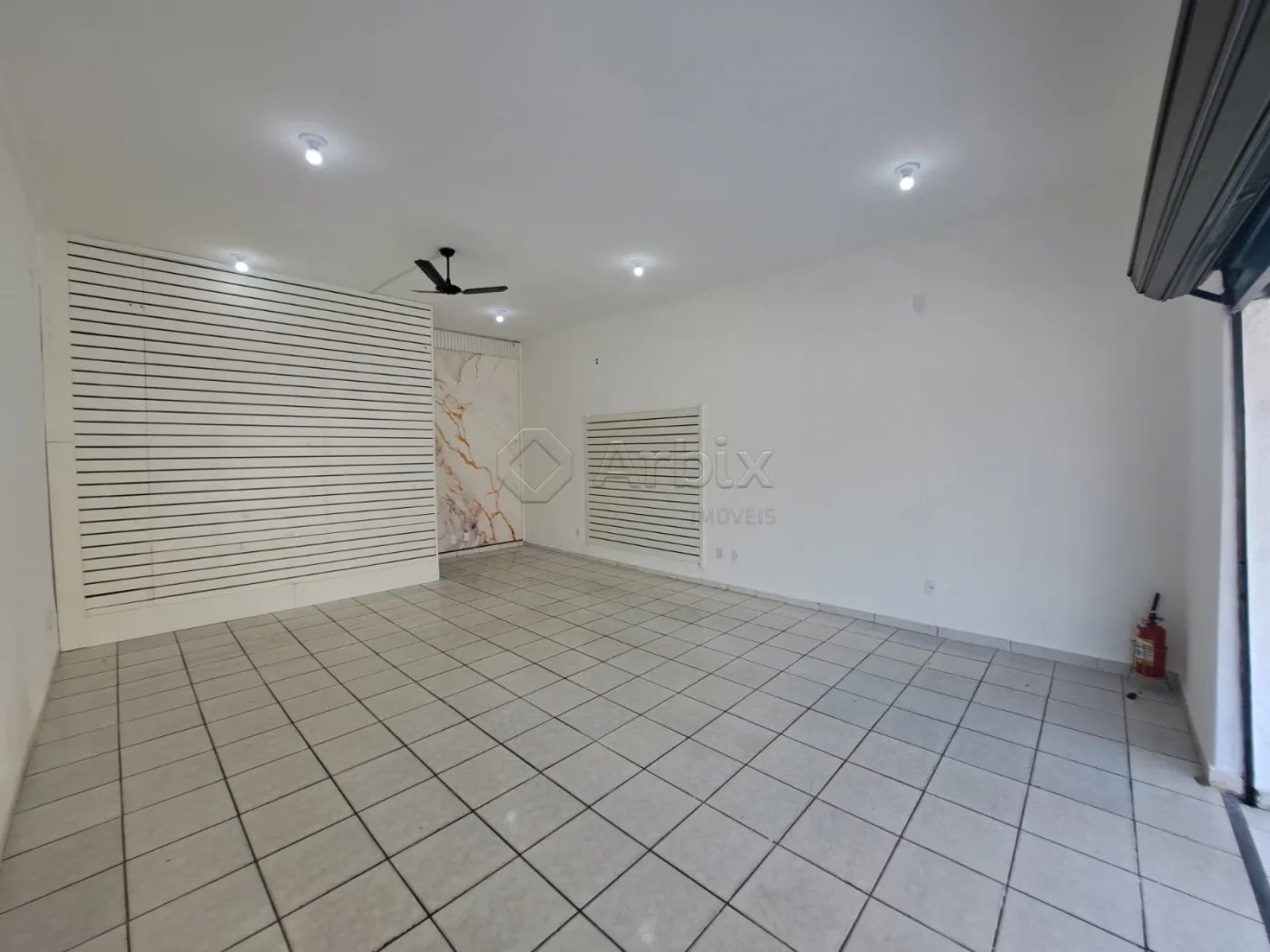 Alugar Comercial / Sal&atilde;o Comercial em Americana R$ 1.800,00 - Foto 4