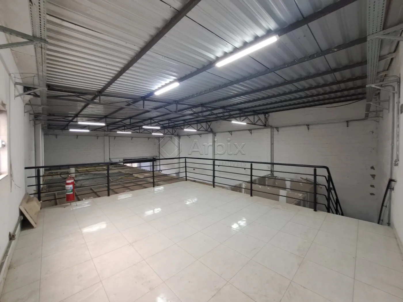 Alugar Comercial / Sal&atilde;o Industrial em Americana R$ 6.000,00 - Foto 4