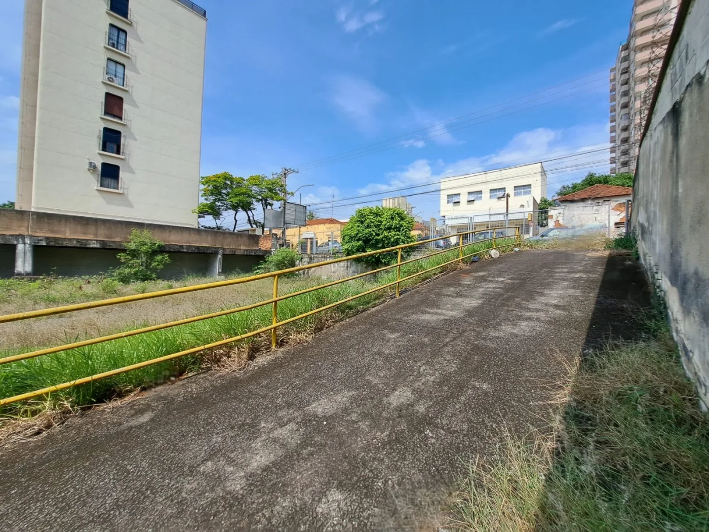 Alugar Terreno / Comercial em Americana R$ 3.700,00 - Foto 2