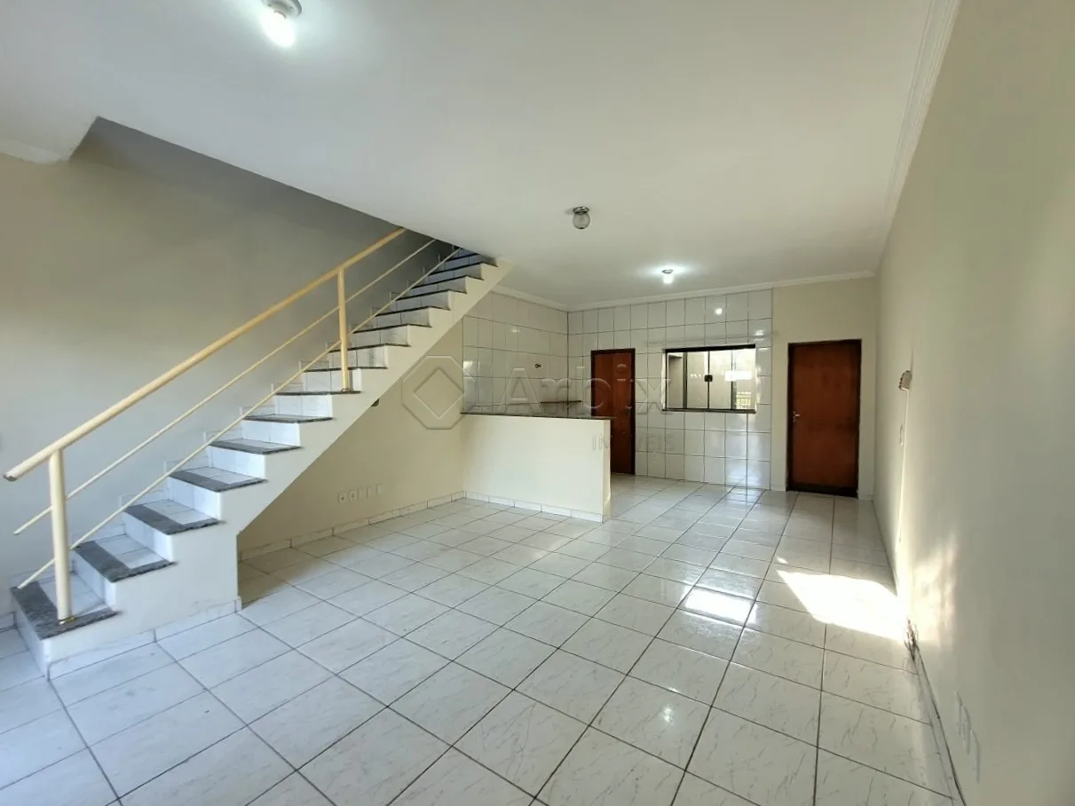 Alugar Casa / Residencial em Americana R$ 2.200,00 - Foto 1