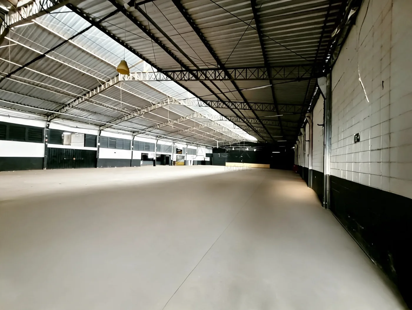 Alugar Comercial / Sal&atilde;o Industrial em Santa B&aacute;rbara D`Oeste R$ 9.500,00 - Foto 2