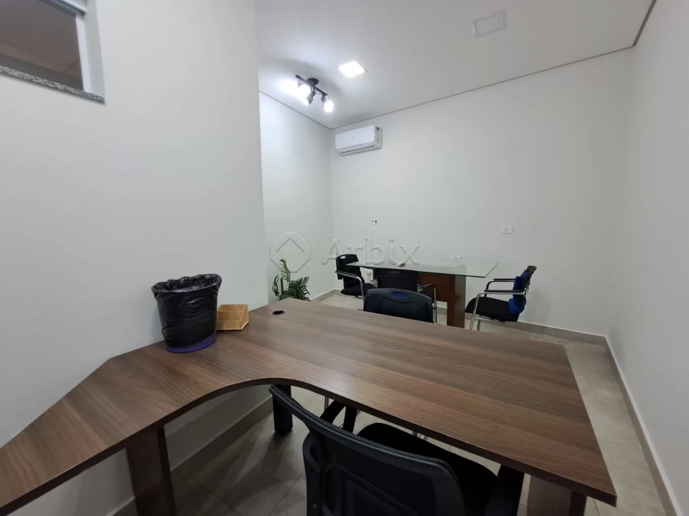 Alugar Comercial / Sala Comercial em Americana R$ 1.100,00 - Foto 2