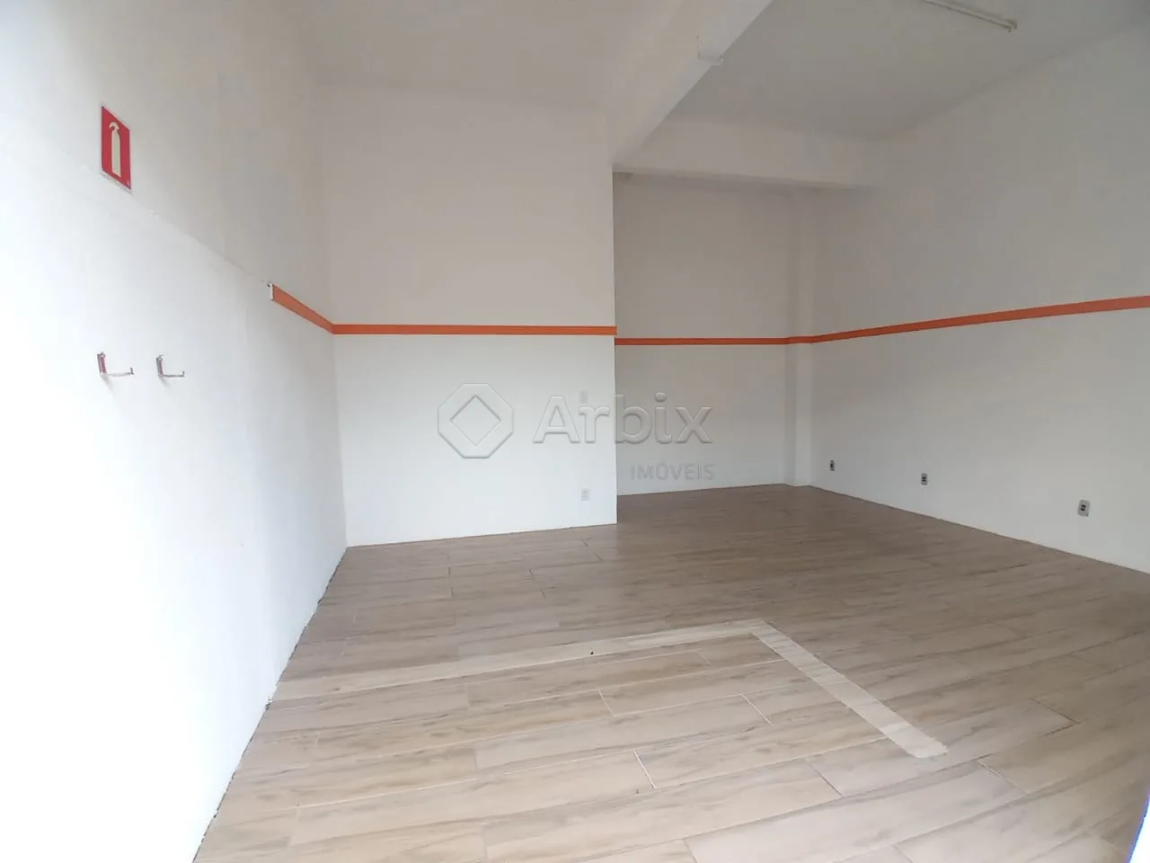 Alugar Comercial / Sala Comercial em Americana R$ 1.500,00 - Foto 2