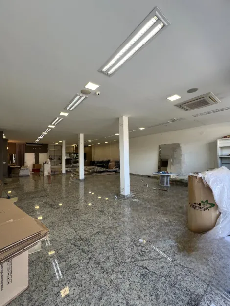 Americana Vila Israel Salao Locacao R$ 15.000,00  4 Vagas Area do terreno 300.00m2 Area construida 424.40m2