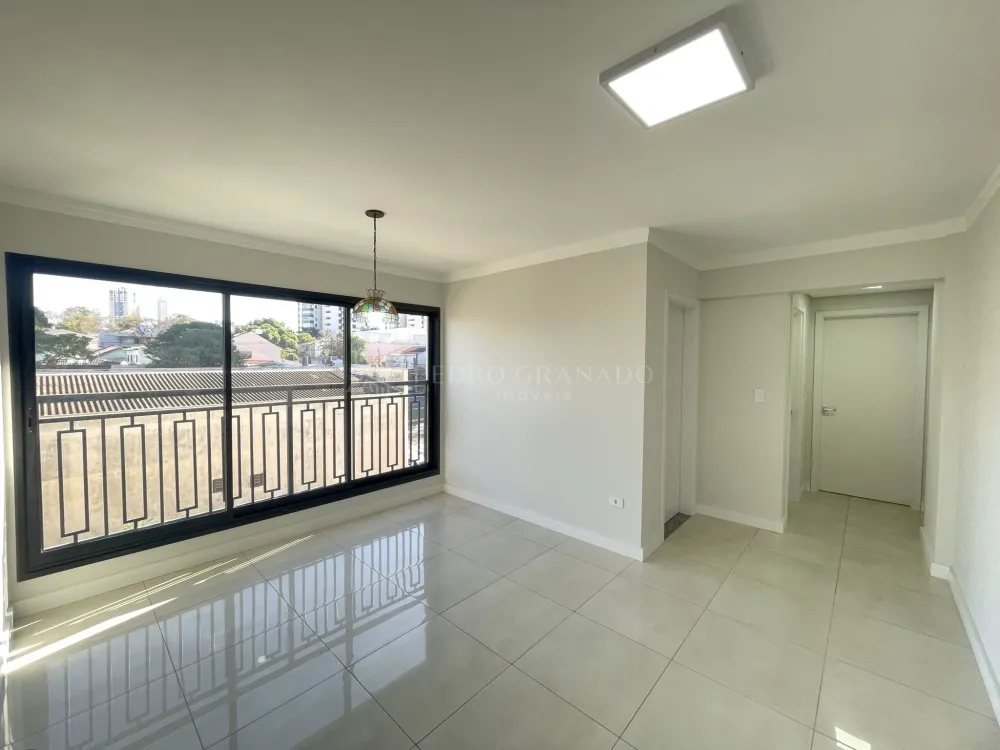 Apartamento para alugar em Vila Bosque, Maringá — Portal Chave Fácil