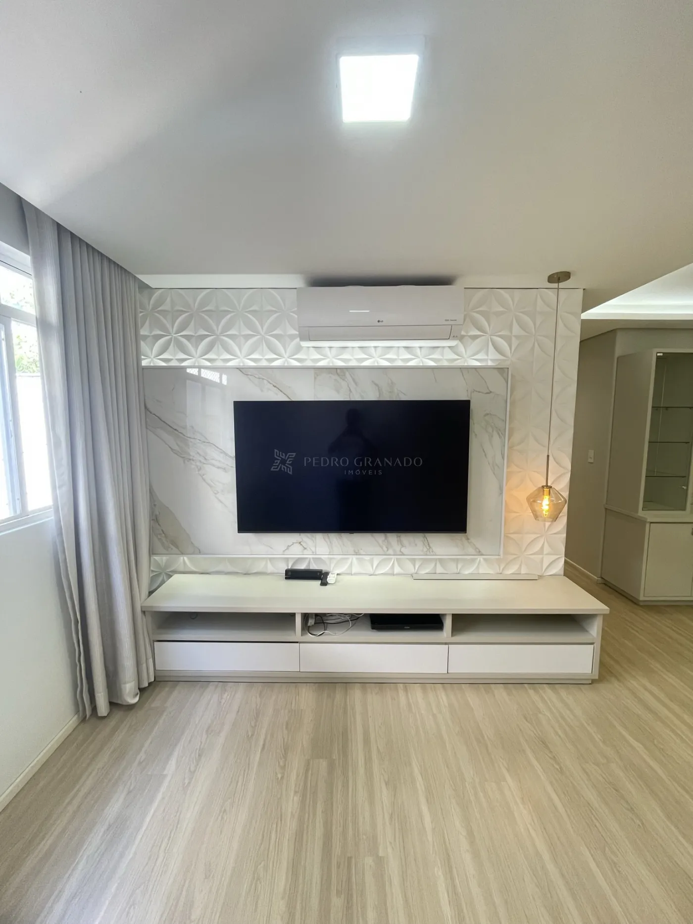 Apartamento para alugar em Zona 04, Maringá — Portal Chave Fácil