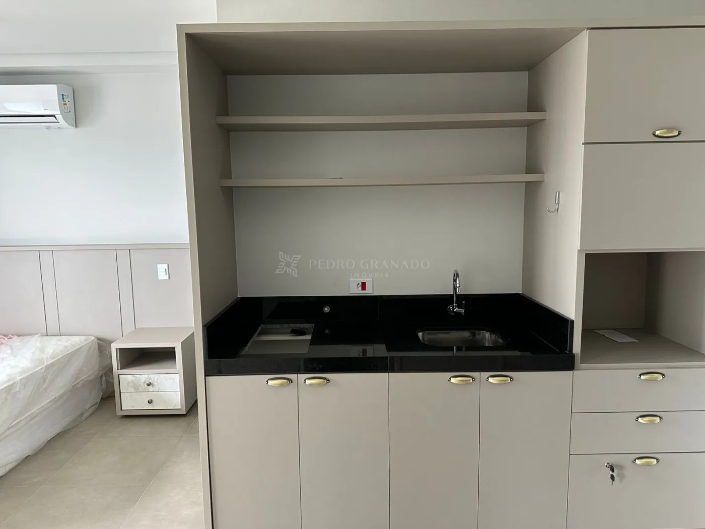 Flat para alugar em Zona 01, Maringá — Portal Chave Fácil