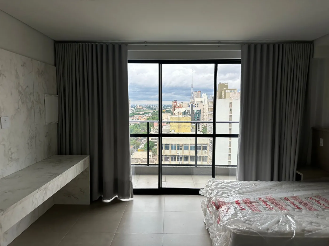 Flat para alugar em Zona 01, Maringá — Portal Chave Fácil