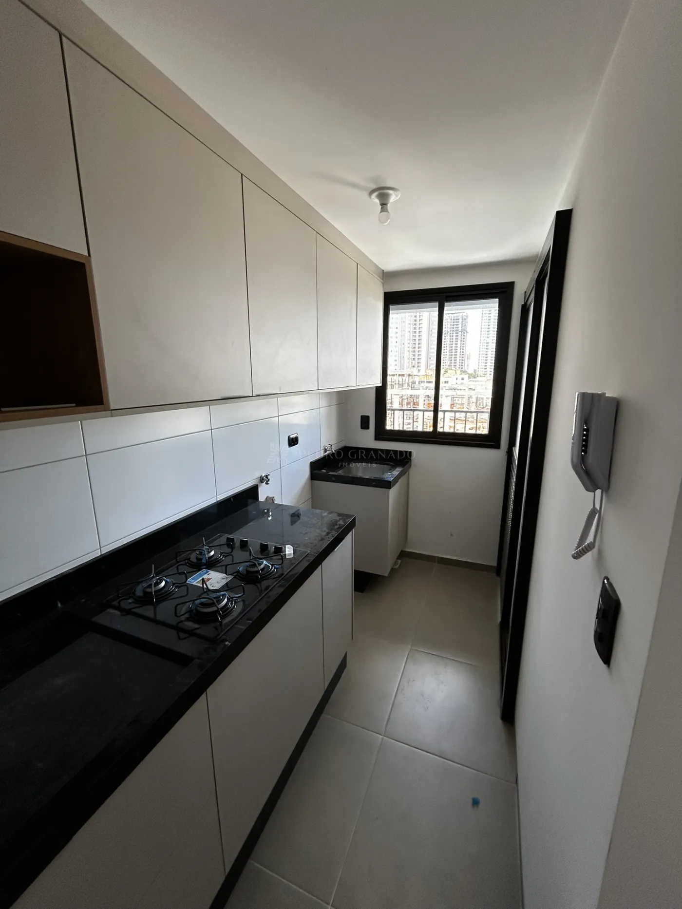 Apartamento para alugar em Zona 08, Maringá — Portal Chave Fácil