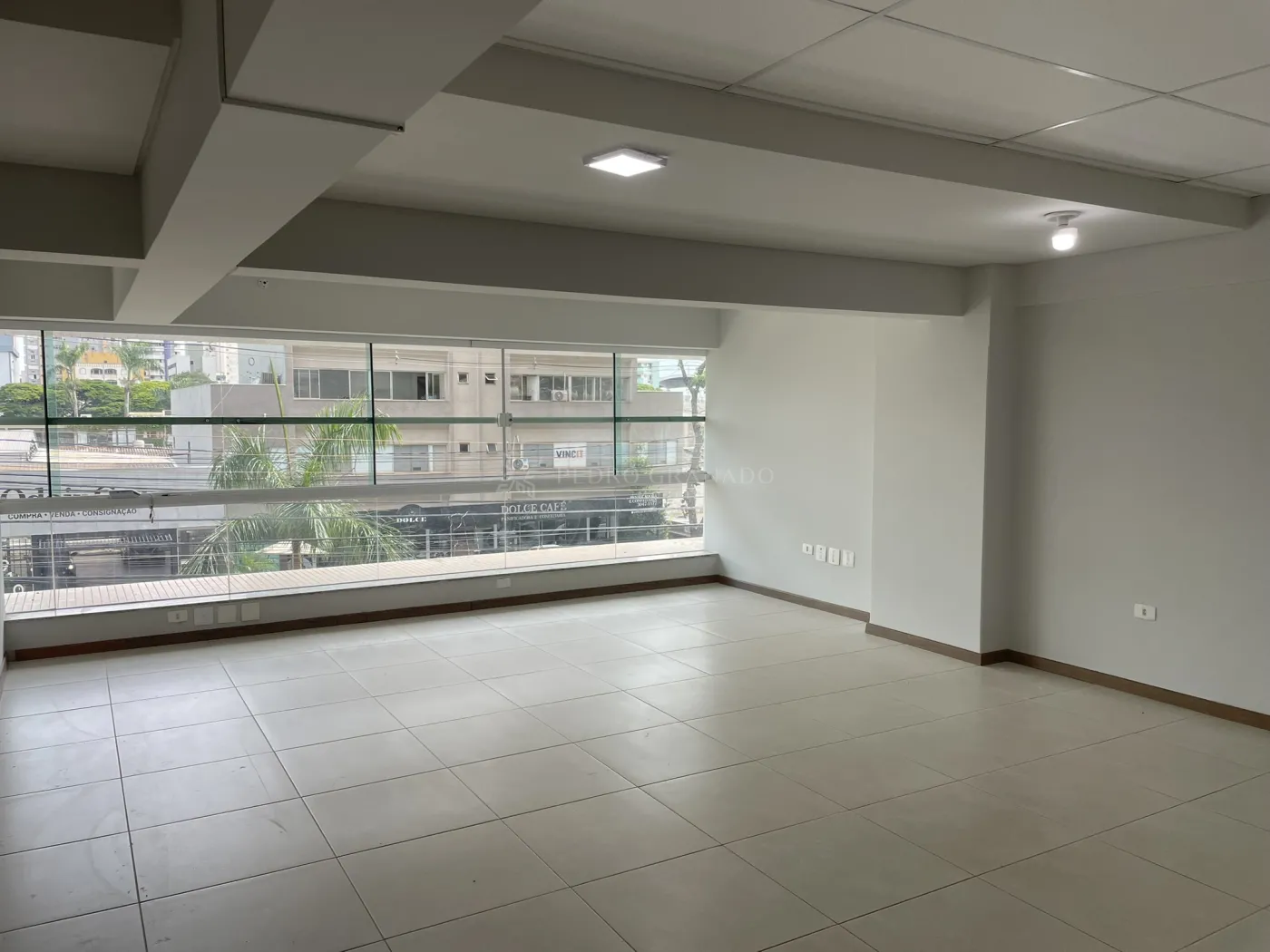 Edifício para alugar em Zona 01, Maringá — Portal Chave Fácil