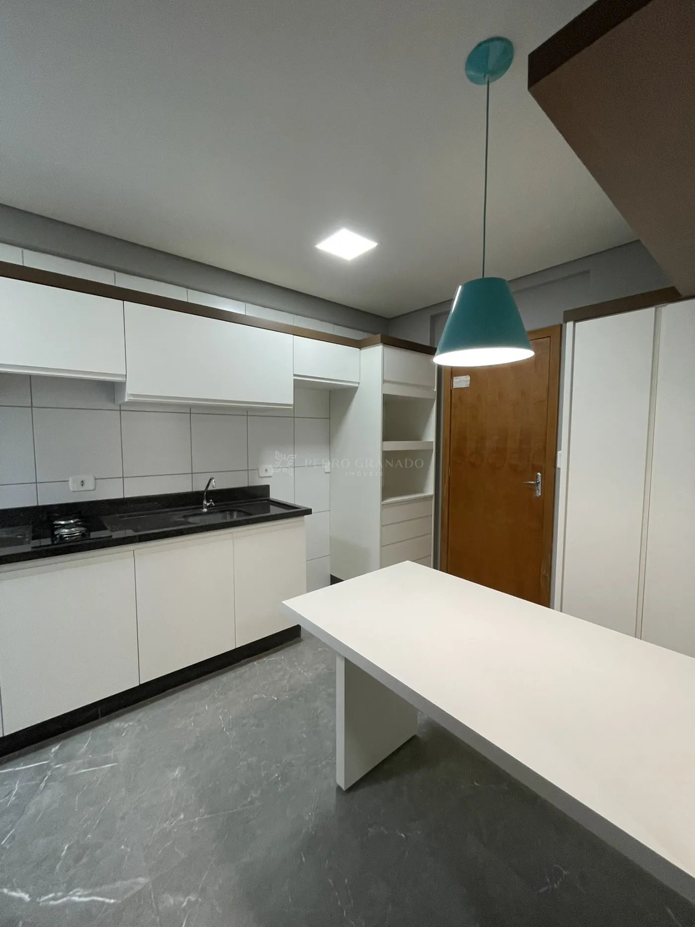 Apartamento para alugar em Zona 07, Maringá — Portal Chave Fácil
