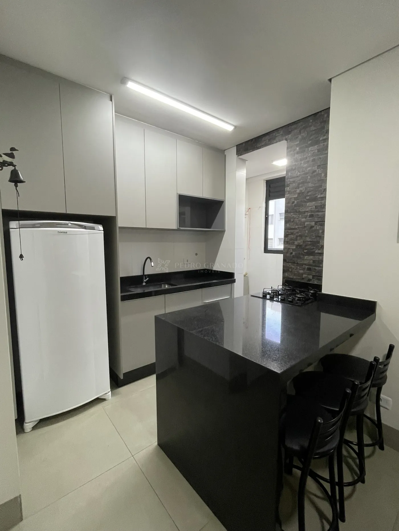 Apartamento para alugar em Zona 07, Maringá — Portal Chave Fácil