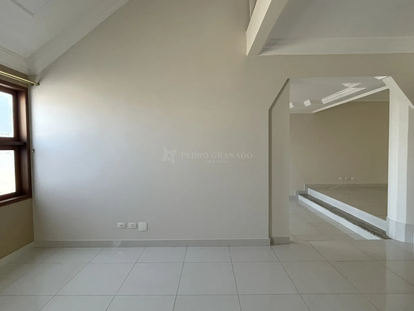 Sobrado à venda em Jardim Imperial Ii , Maringá — Portal Chave Fácil