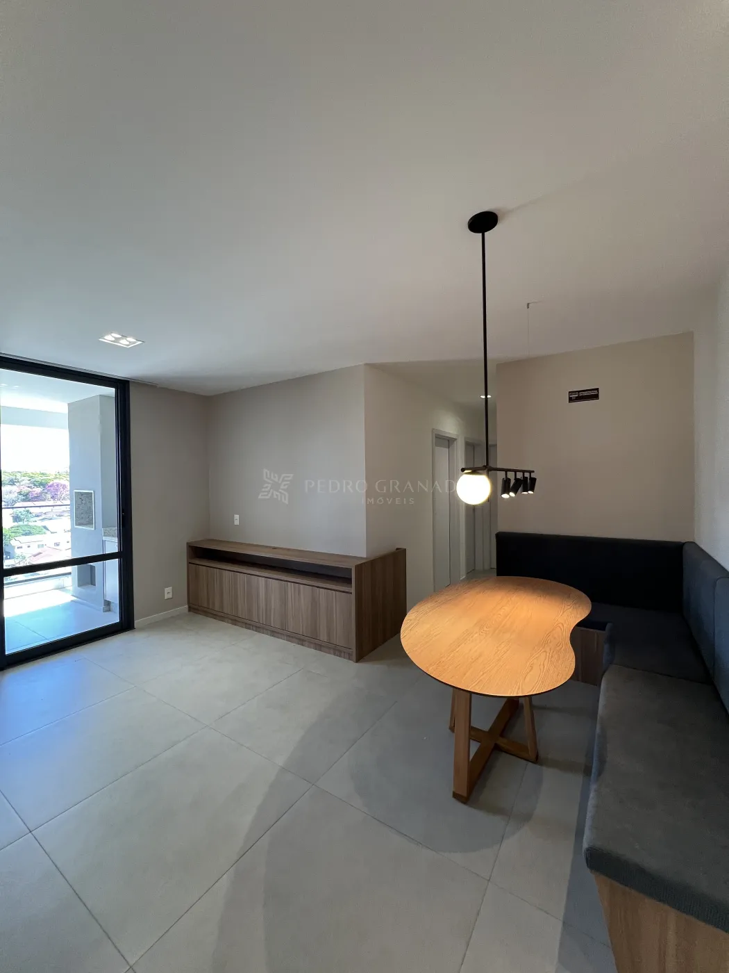Apartamento para alugar em Vila Bosque, Maringá — Portal Chave Fácil