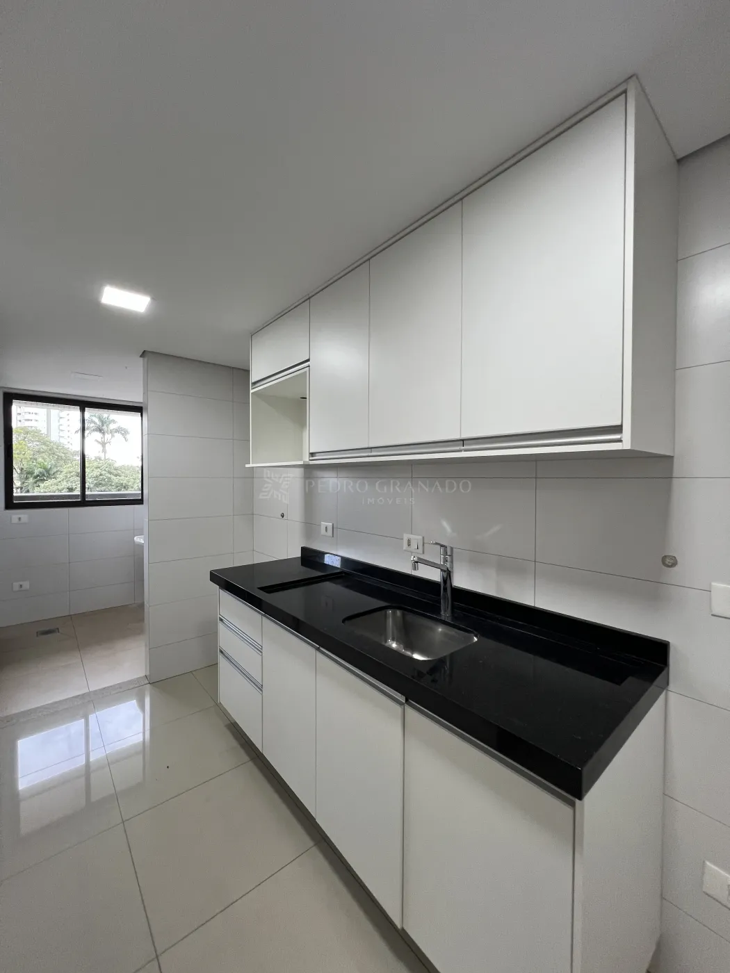 Apartamento para alugar em Zona 01, Maringá — Portal Chave Fácil