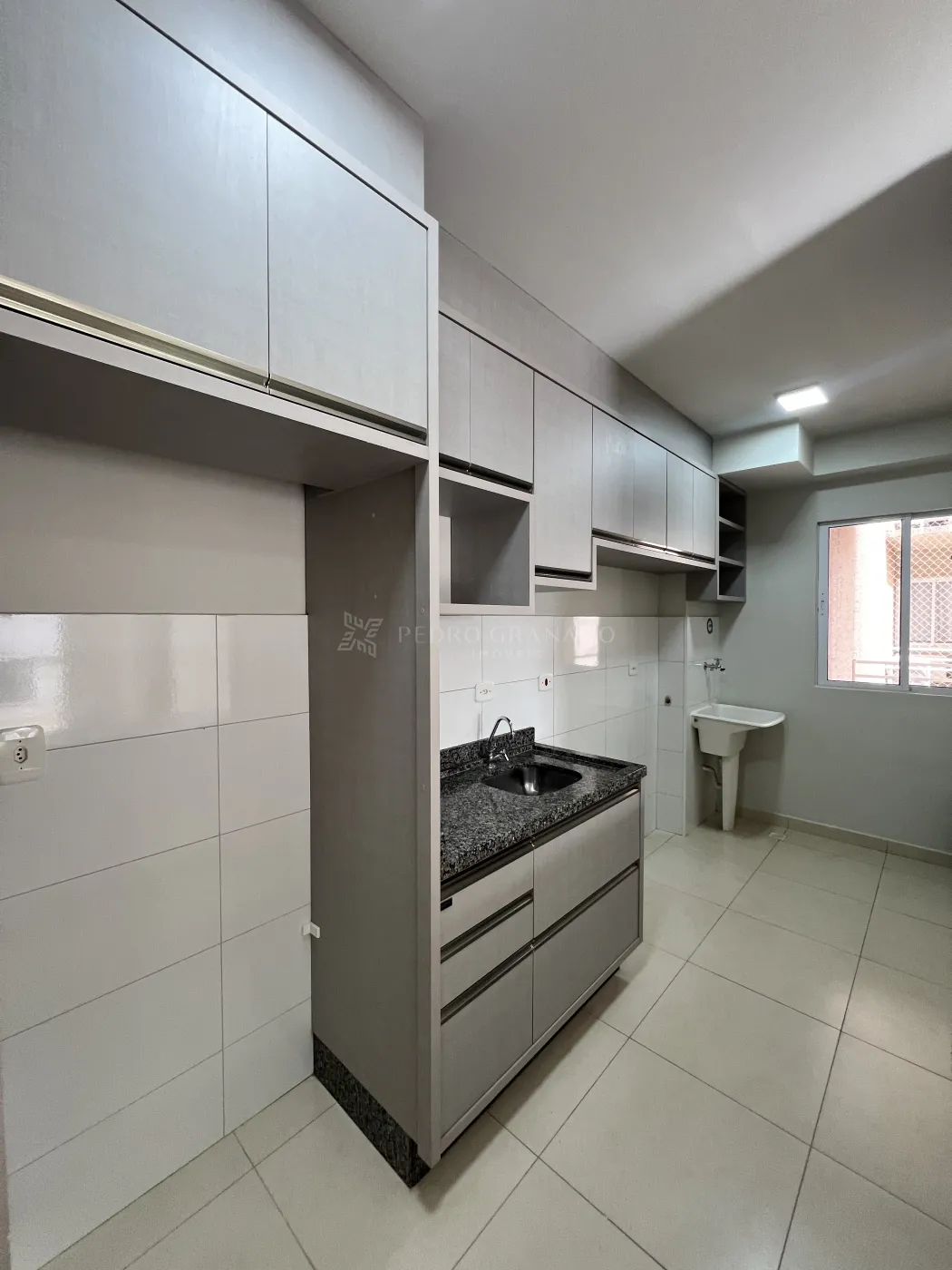 Apartamento para alugar em Vila Marumby, Maringá — Portal Chave Fácil