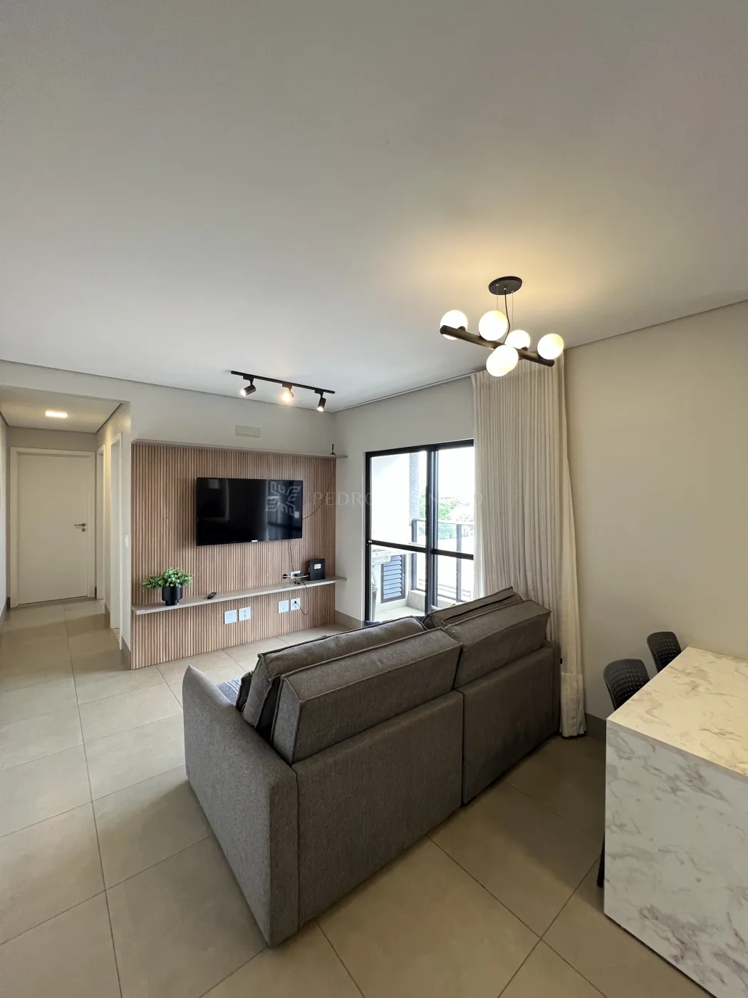Apartamento para alugar em Zona 07, Maringá — Portal Chave Fácil