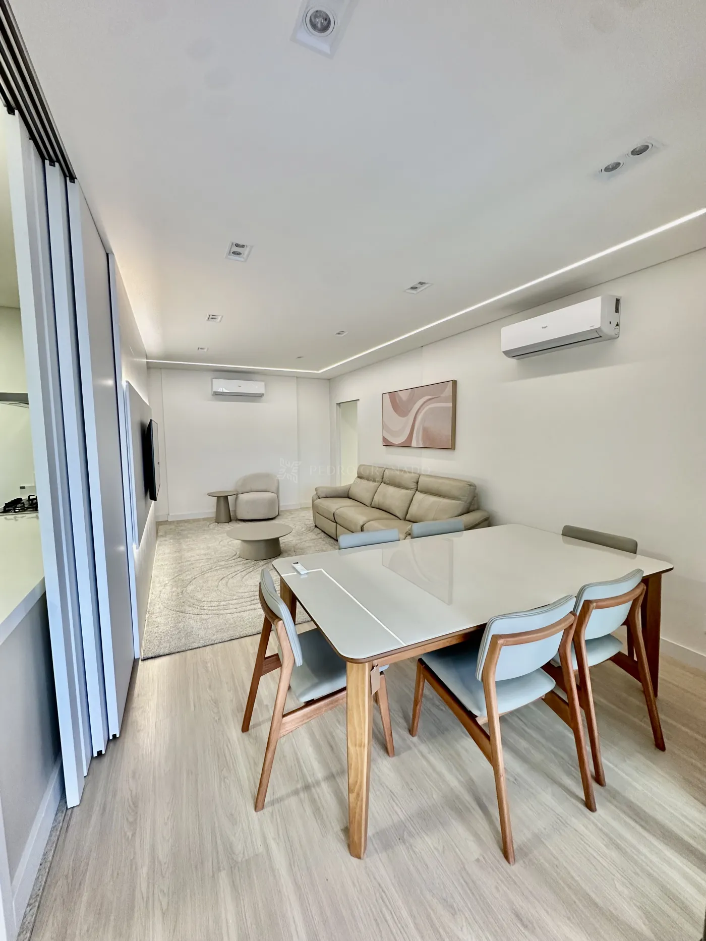 Apartamento à venda em Zona 03, Maringá — Portal Chave Fácil