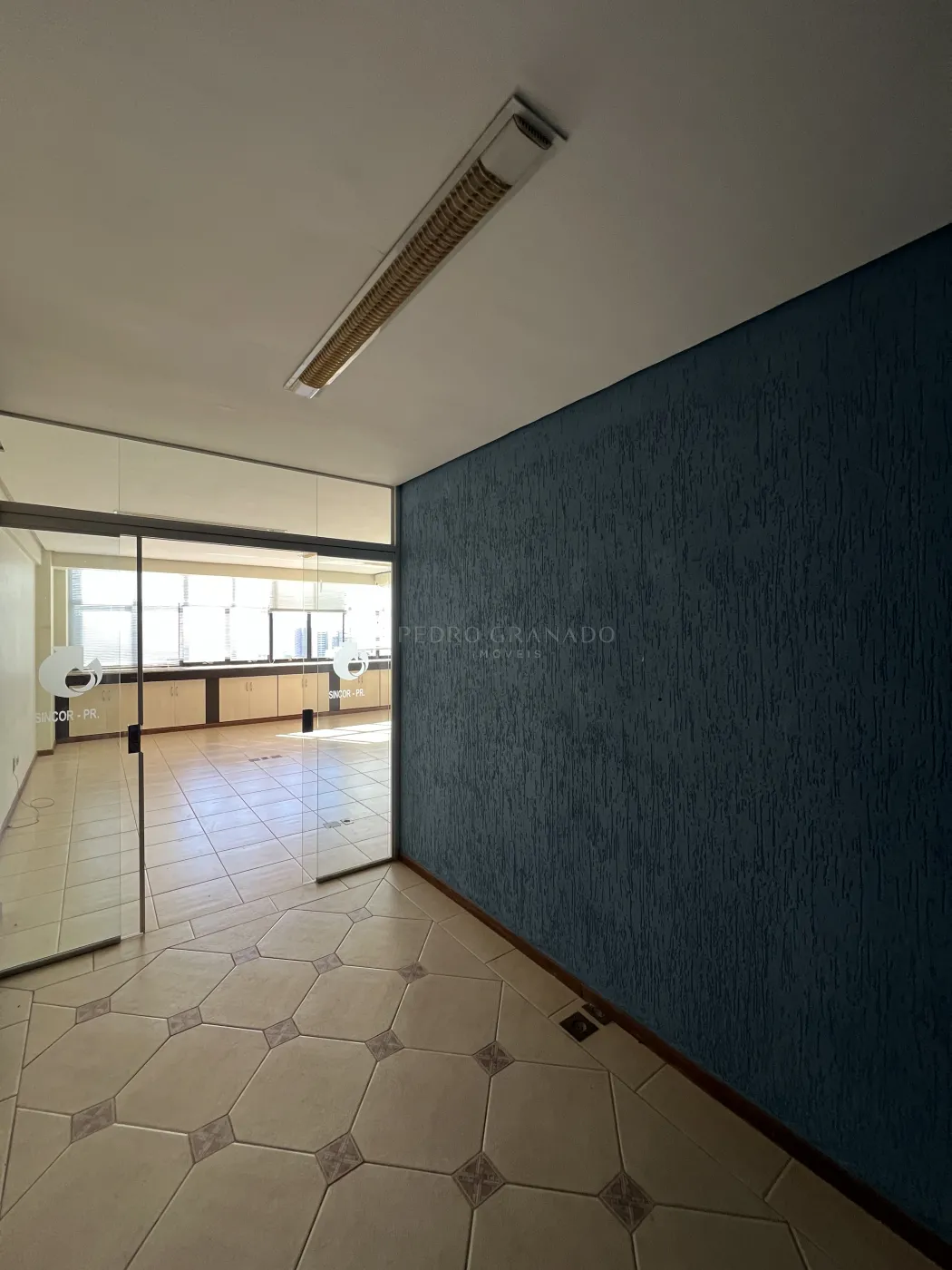 Edifício para alugar em Zona 01, Maringá — Portal Chave Fácil