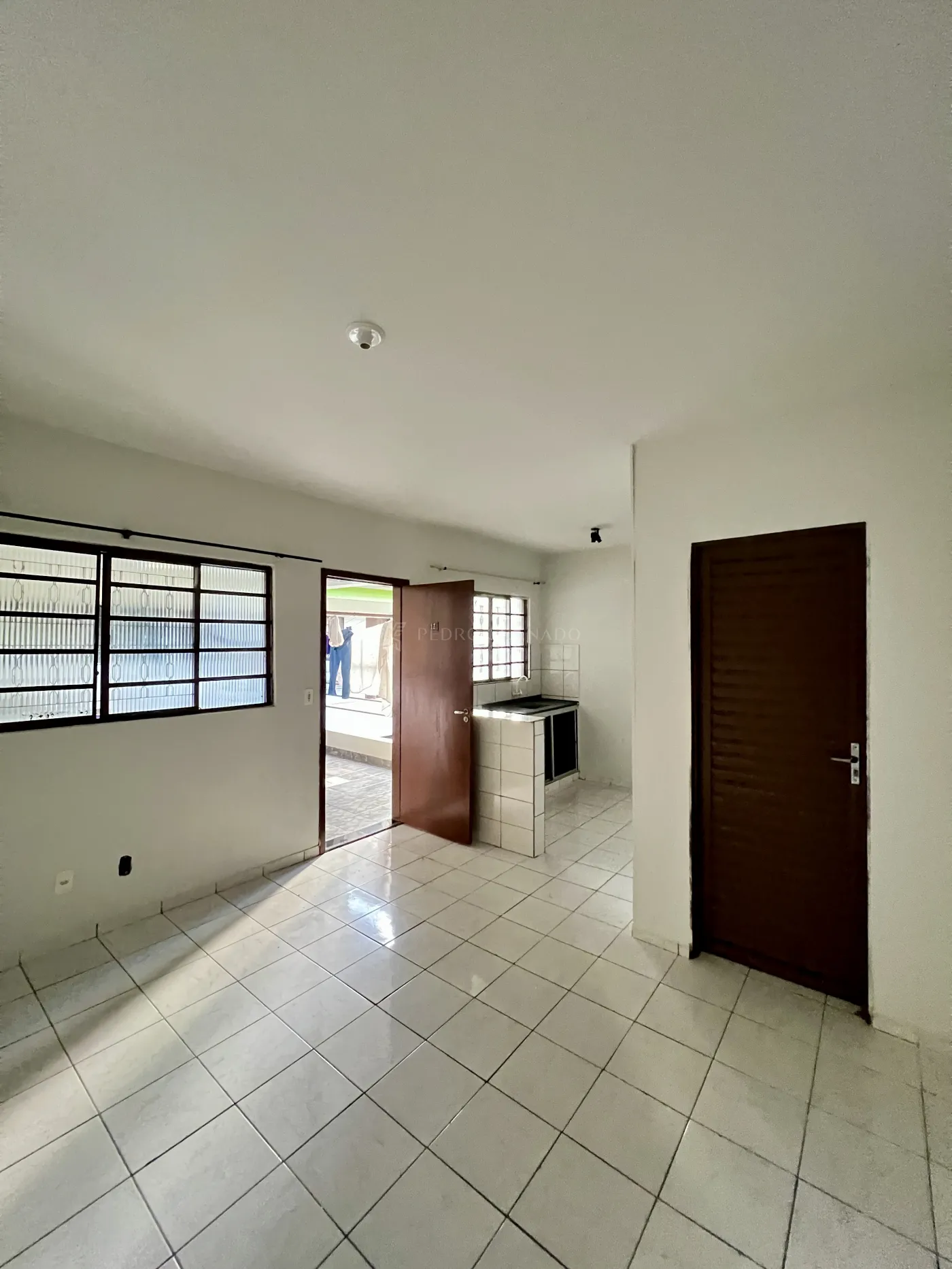 Kitnet para alugar em Zona 07, Maringá — Portal Chave Fácil
