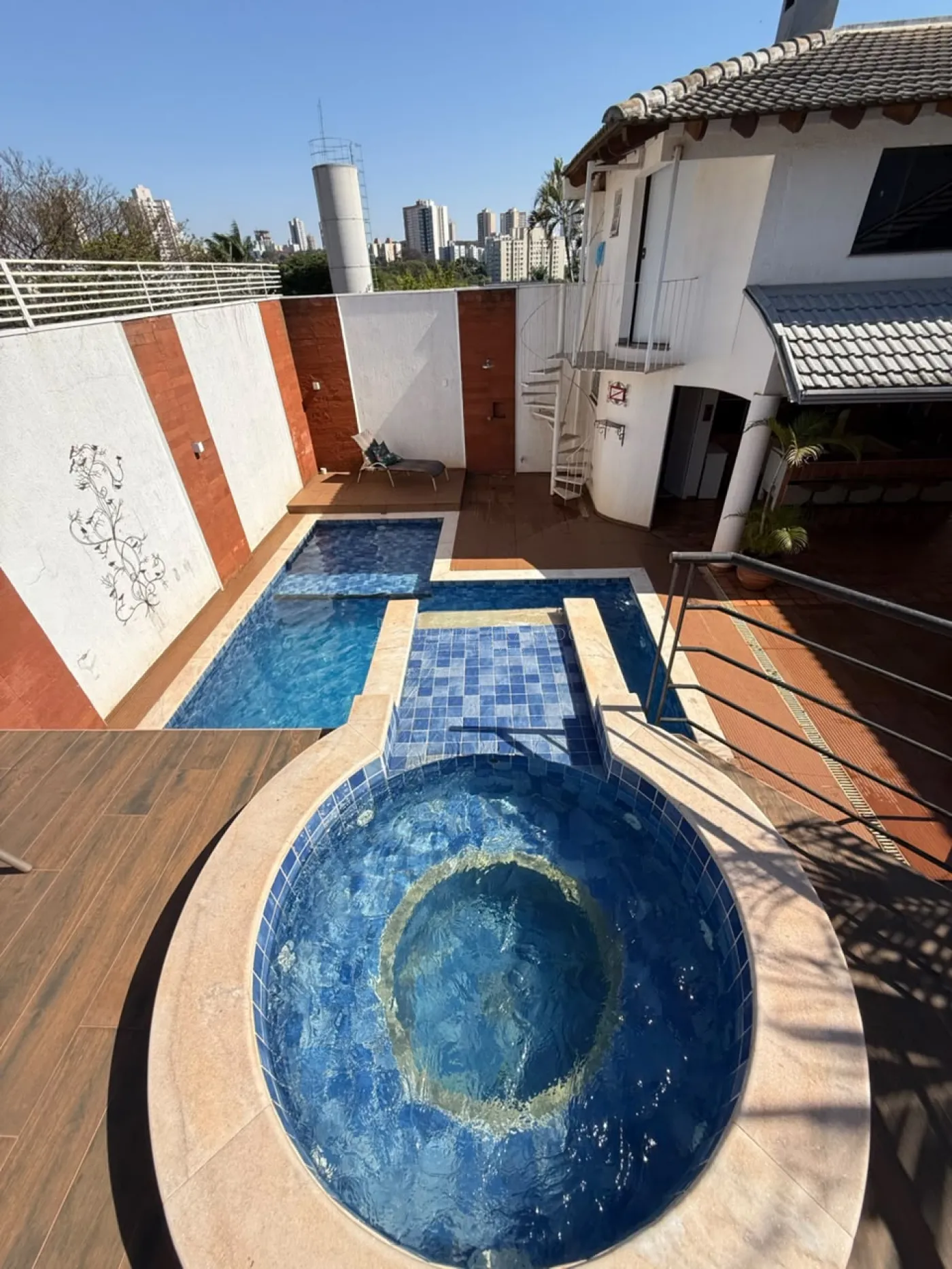Casa para alugar em Jardim Aclimacao, Maringá — Portal Chave Fácil